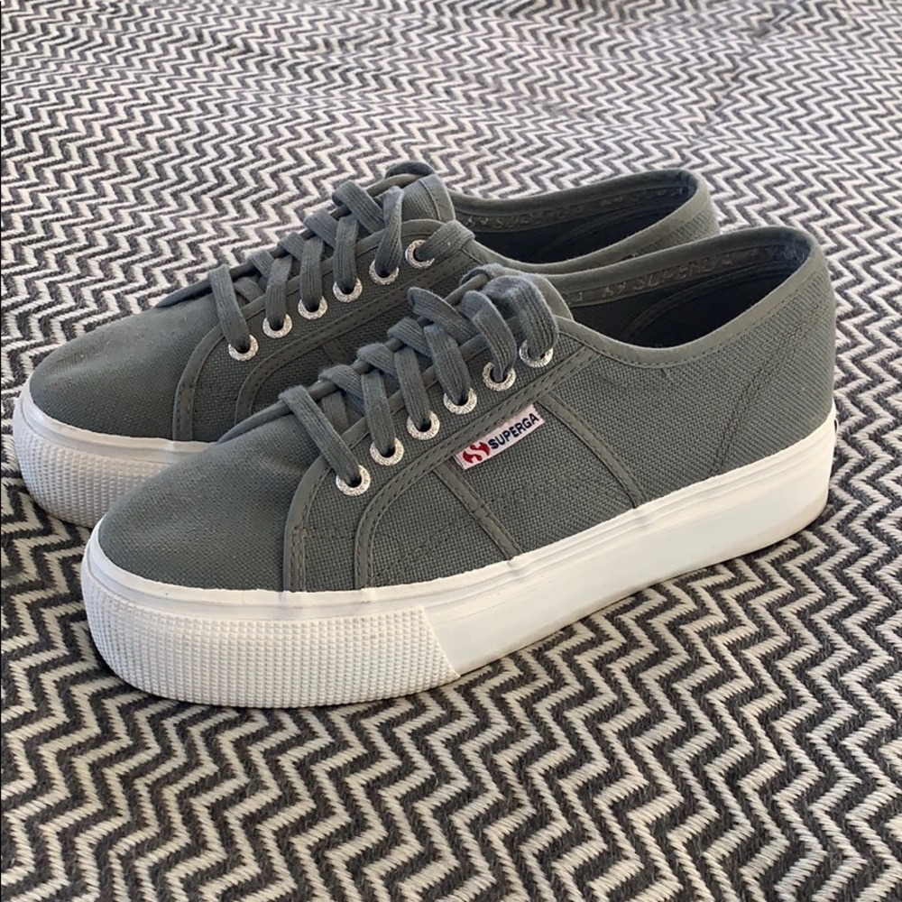 Superga Sneakers